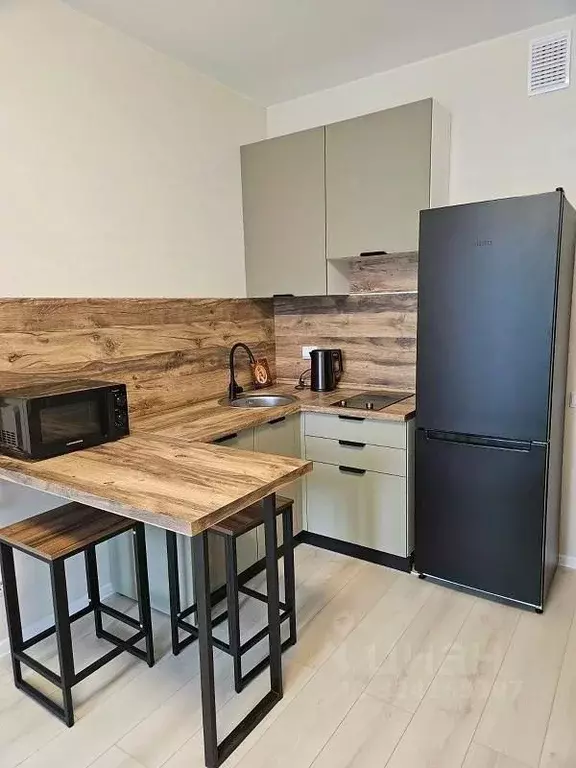 Студия Санкт-Петербург бул. Александра Грина, 4 (24.3 м) - Фото 2