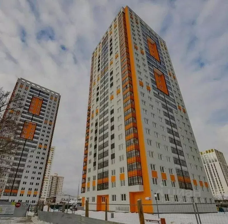 Студия Свердловская область, Екатеринбург ул. Чапаева, 79 (28.0 м) - Фото 1