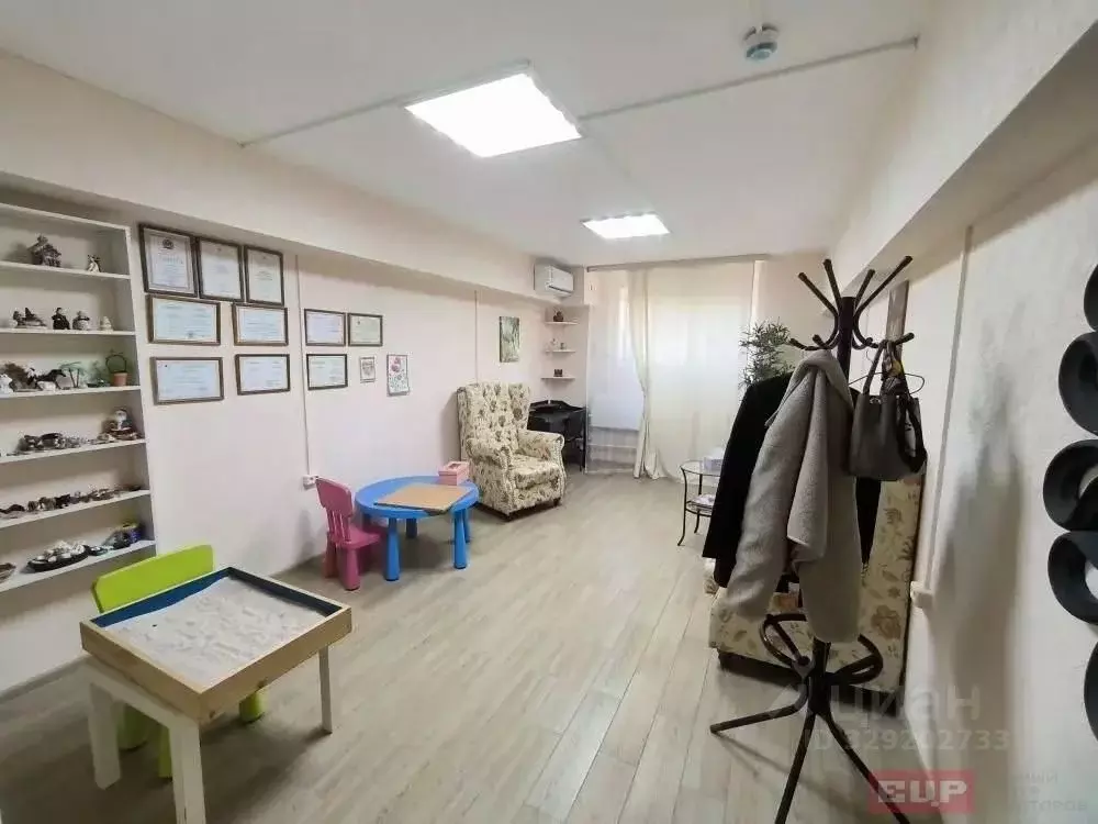Офис в Краснодарский край, Новороссийск ул. Григорьева, 10 (20 м) - Фото 2