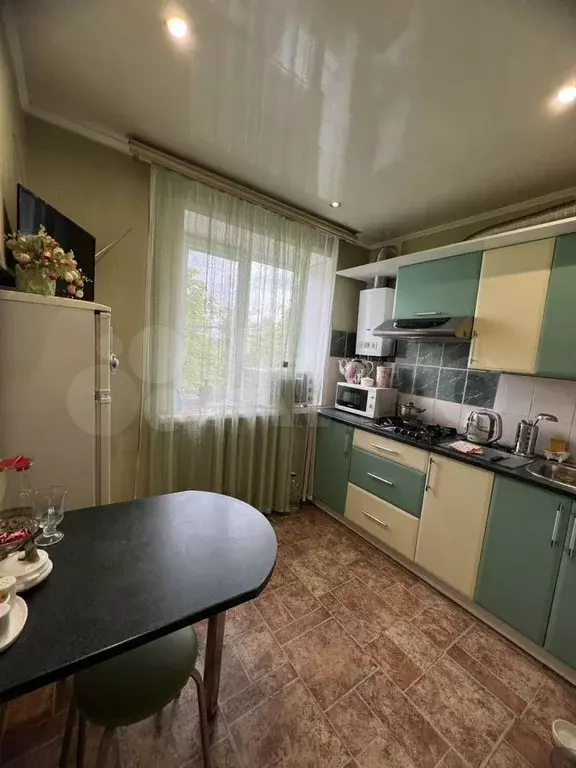 2-к. квартира, 47,5 м, 5/5 эт. - Фото 0