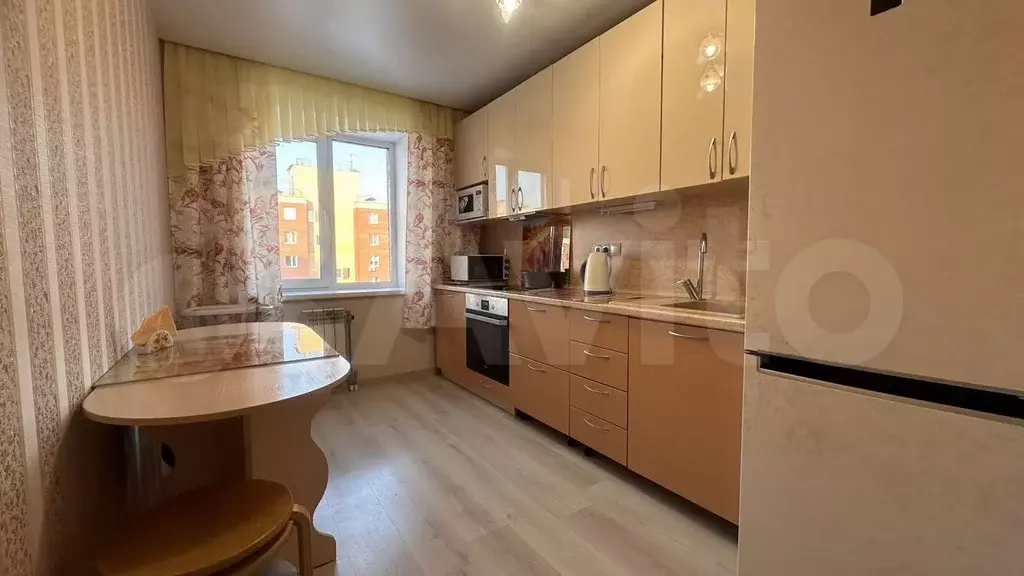 2-к. квартира, 50 м, 8/10 эт. - Фото 0