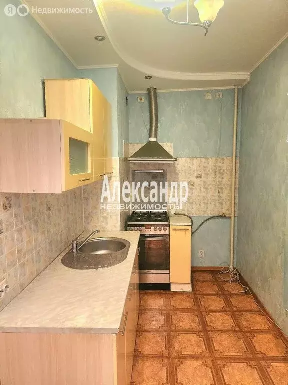 3-комнатная квартира: Кириши, улица Нефтехимиков, 19 (64.1 м) - Фото 2