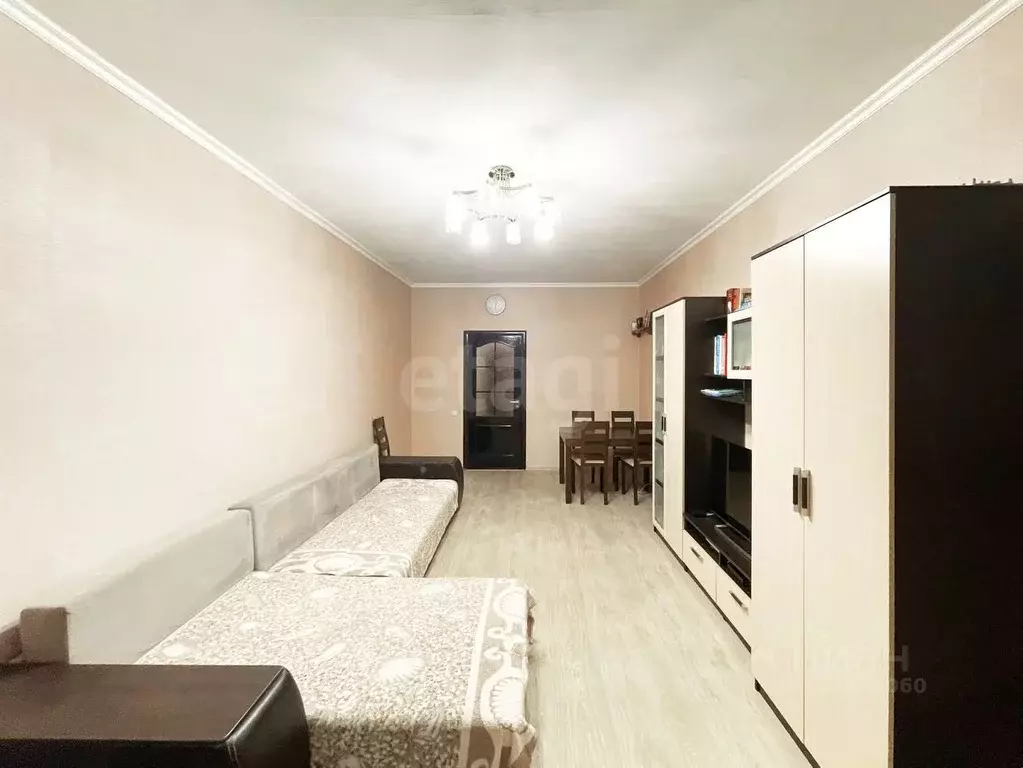 2-к кв. Ханты-Мансийский АО, Сургут Университетская ул., 31 (68.2 м) - Фото 1