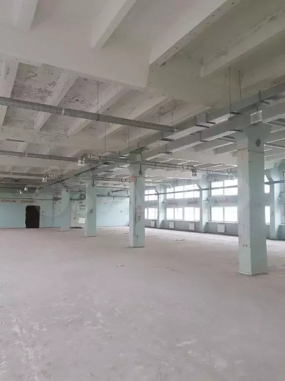 Аренда помещения свободного назначения 978 м2 - Фото 1