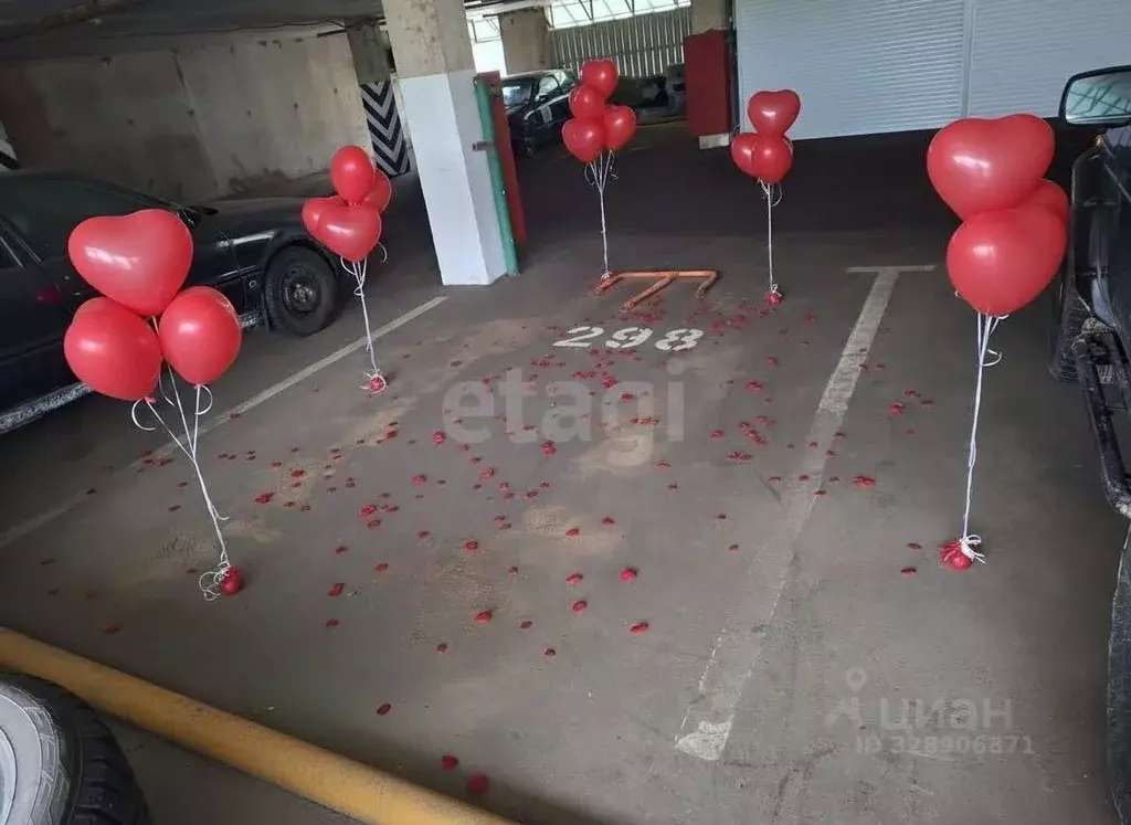 Гараж в Московская область, Красногорск городской округ, д. Бузланово, ... - Фото 1