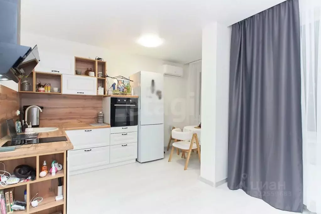 Студия Тюменская область, Тюмень Харьковская ул., 72А (27.6 м) - Фото 1