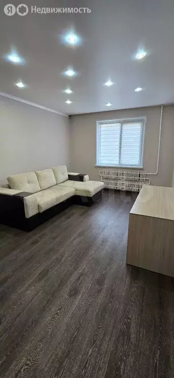 1-комнатная квартира: Старый Оскол, улица Свердлова, 23 (40 м) - Фото 0