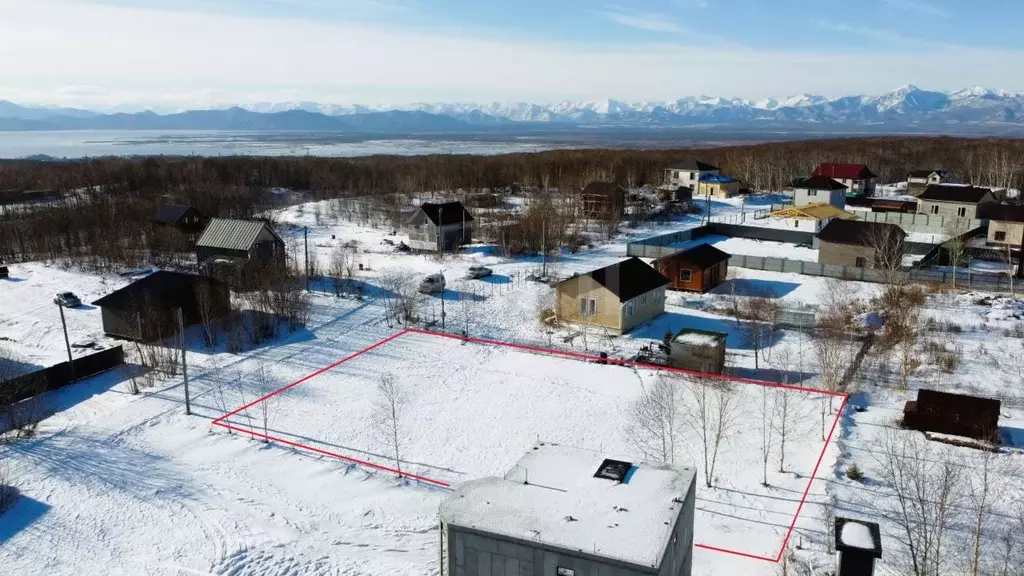 Участок в Камчатский край, Елизовский муниципальный округ, пос. ... - Фото 1