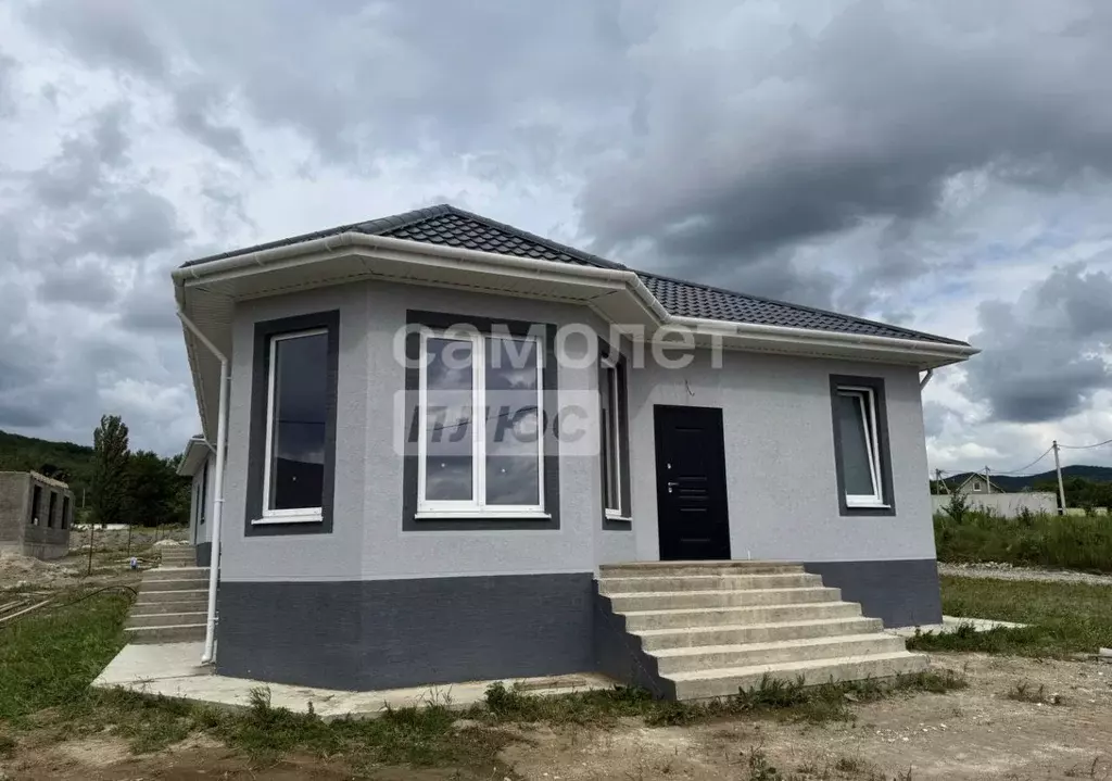 Дом в Краснодарский край, Новороссийск городской округ, Семигорский ... - Фото 0