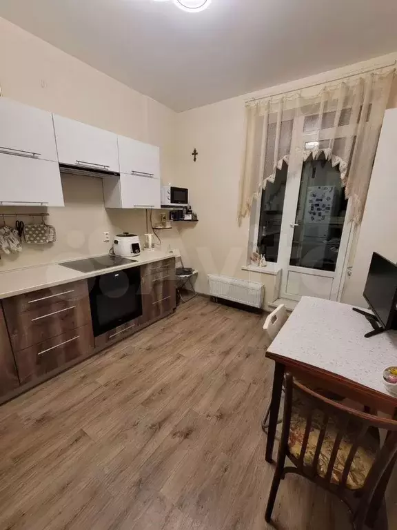 1-к. квартира, 39 м, 6/19 эт. - Фото 0