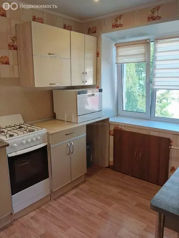 2-комнатная квартира: Нижнекамск, улица Юности, 3А (42 м) - Фото 0