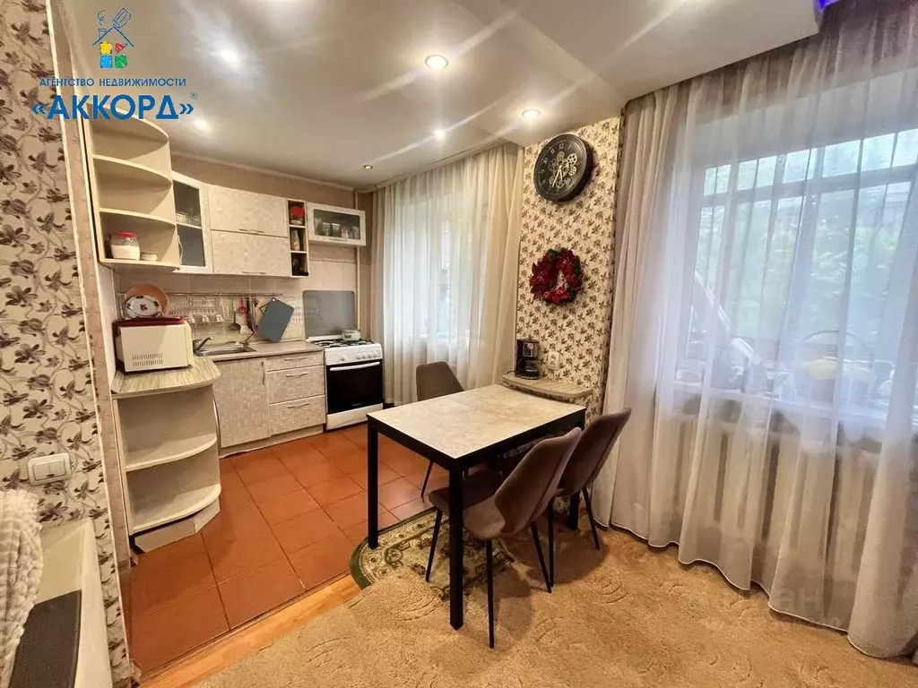 3-к кв. Алтайский край, Барнаул просп. Ленина, 51А (56.6 м) - Фото 2