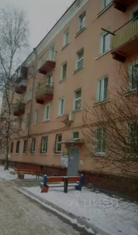 Комната Иркутская область, Иркутск ул. Омулевского, 4 - Фото 1