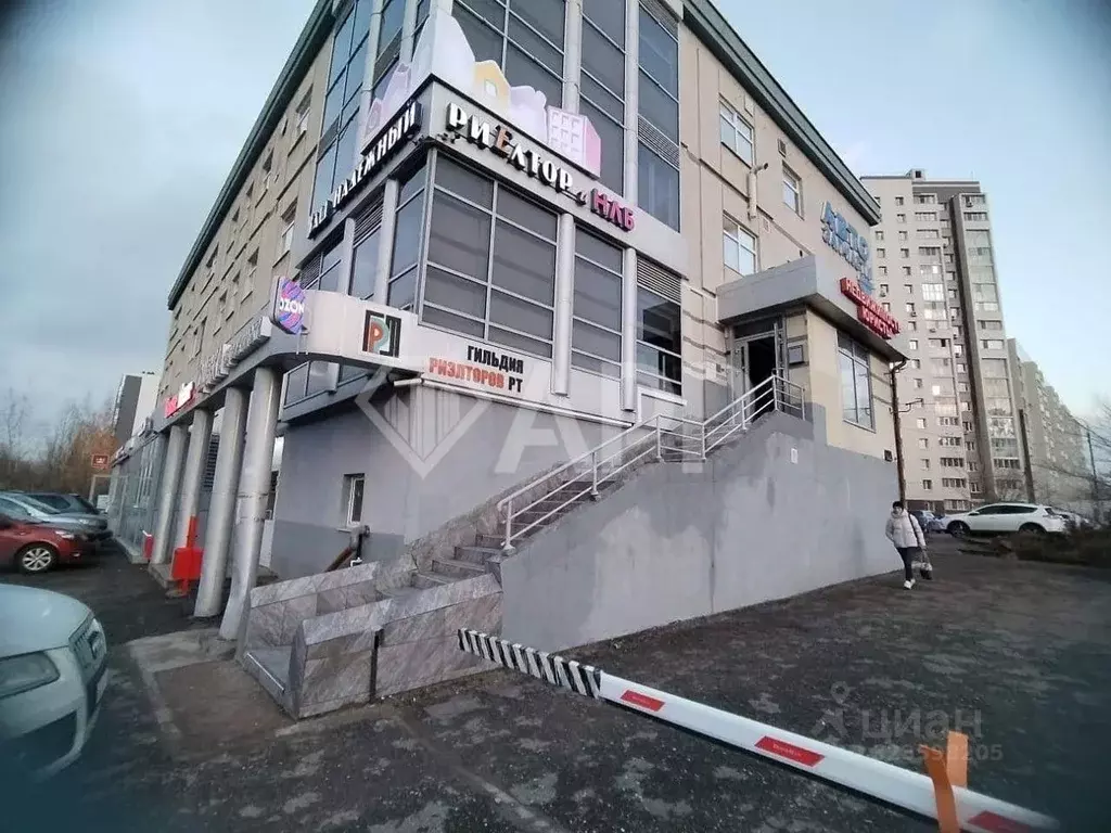 Помещение свободного назначения в Татарстан, Казань ул. Комиссара ... - Фото 1