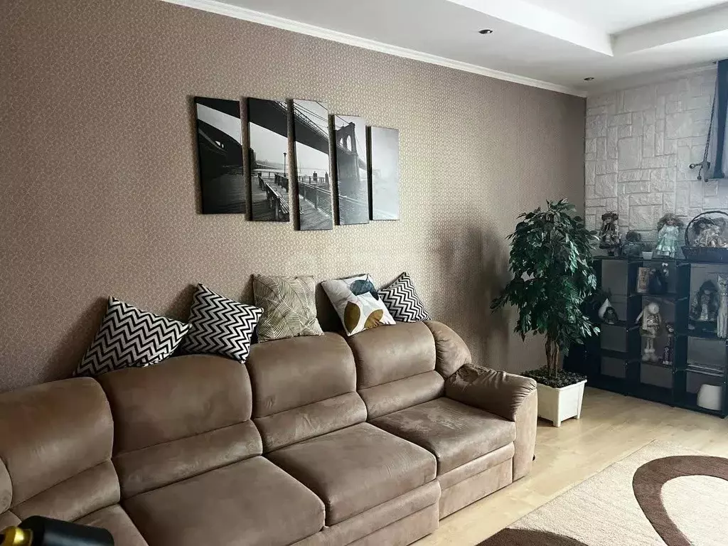 3-к кв. Белгородская область, Корочанский район, Бехтеевское с/пос, с. ... - Фото 2