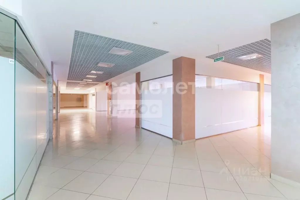 Офис в Омская область, Омск ул. Дианова, 39 (2500 м) - Фото 2