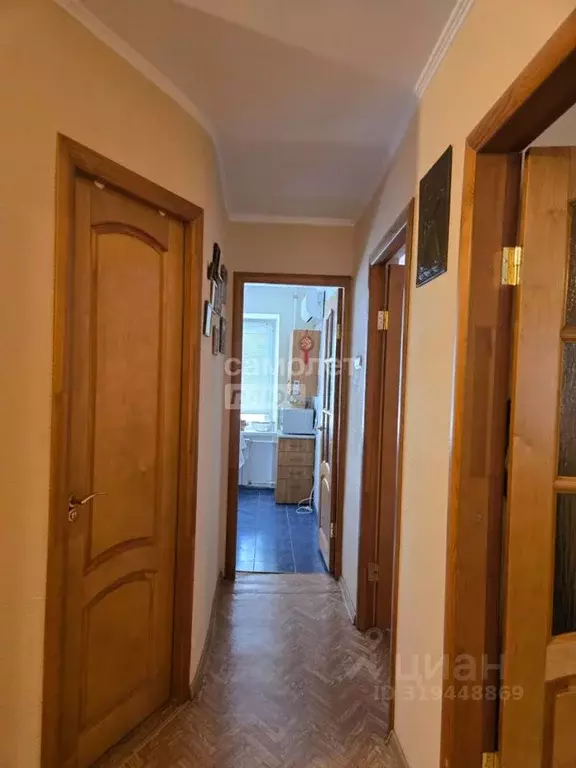 3-к кв. Калмыкия, Элиста 3-й мкр, 18 (56.0 м) - Фото 0