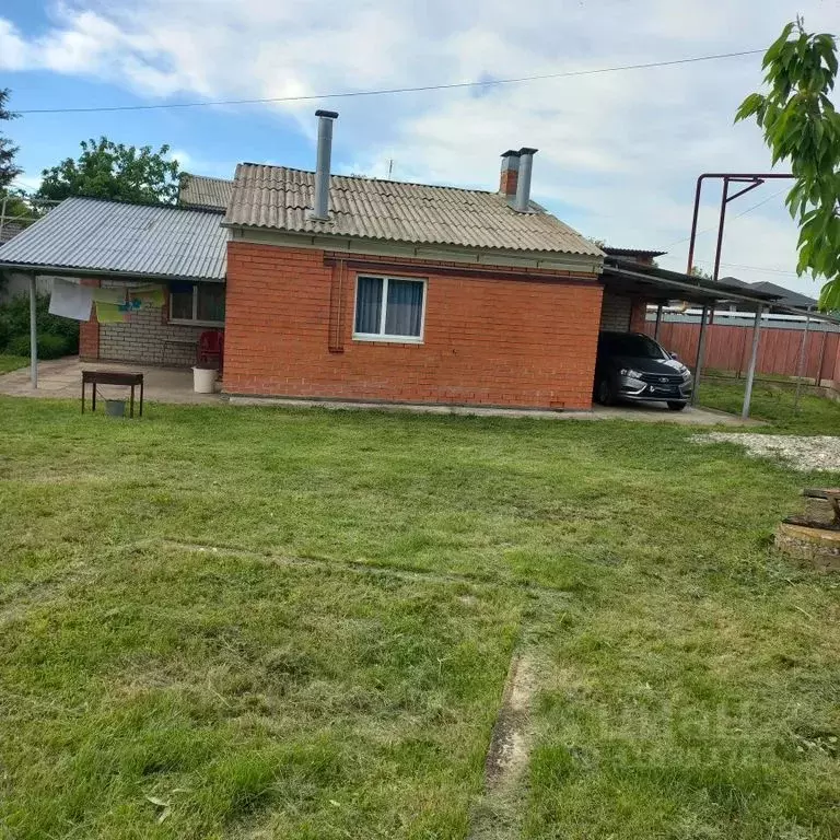 Дом в Краснодарский край, Мостовской пгт ул. Дюкарева, 40 (75 м) - Фото 1