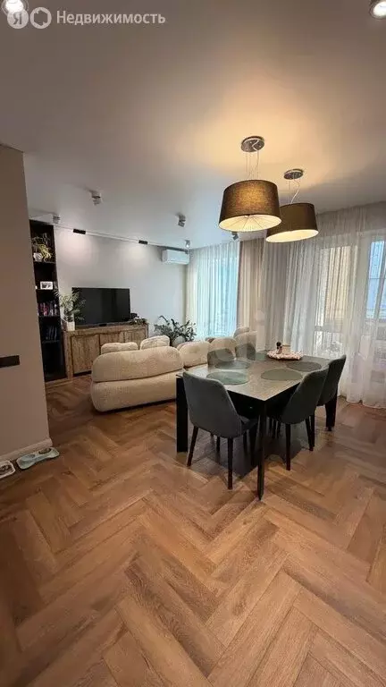 3-комнатная квартира: Тюмень, улица Мельникайте, 30к2 (131.8 м) - Фото 2