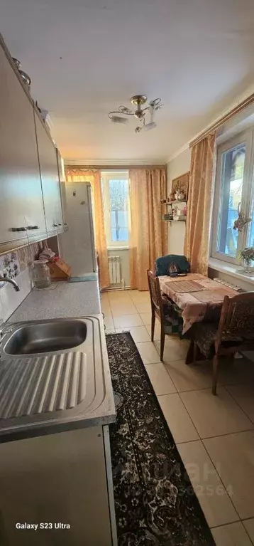 Дом в Саратовская область, Балаковский район, Быково-Отрогское ... - Фото 1