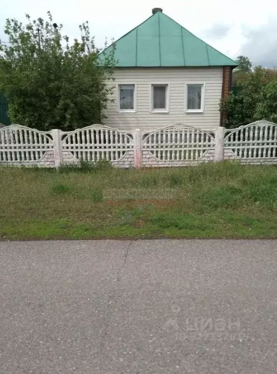 Дом в Белгородская область, Шебекинский муниципальный округ, с. ... - Фото 1