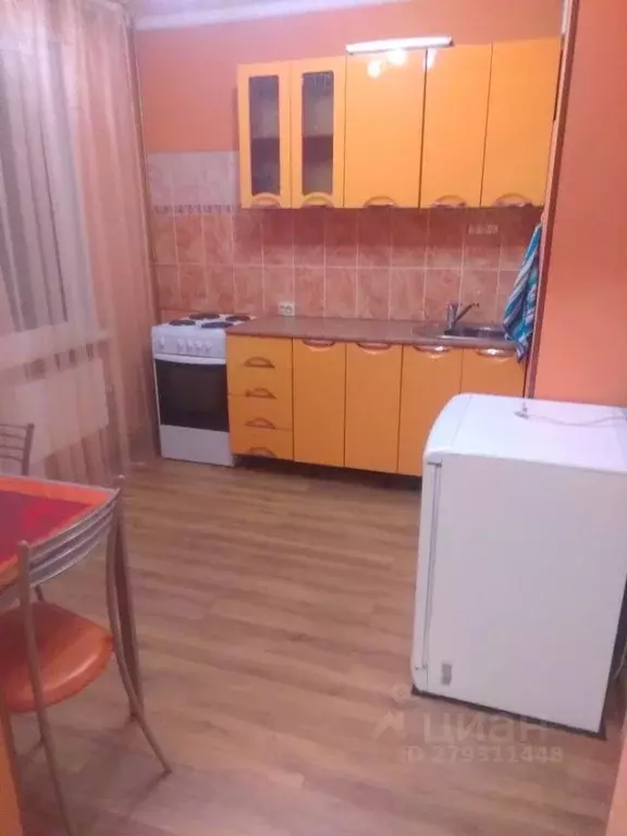 1-к кв. Кемеровская область, Кемерово Космическая ул., 24 (30.0 м) - Фото 1