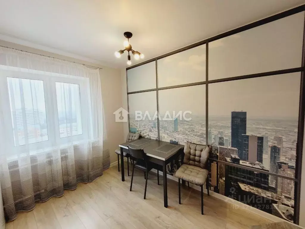 2-к кв. Владимирская область, Владимир Садовая ул., 11а (60.0 м) - Фото 0