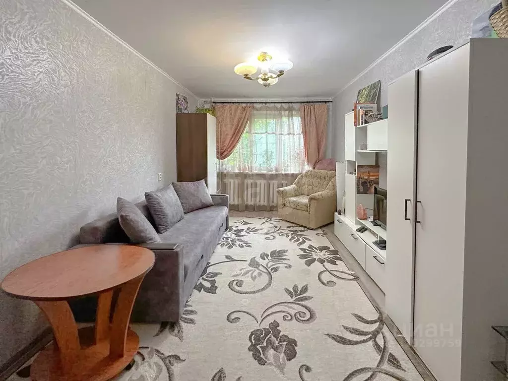 2-к кв. Псковская область, Псков Звездная ул., 10 (52.0 м) - Фото 0