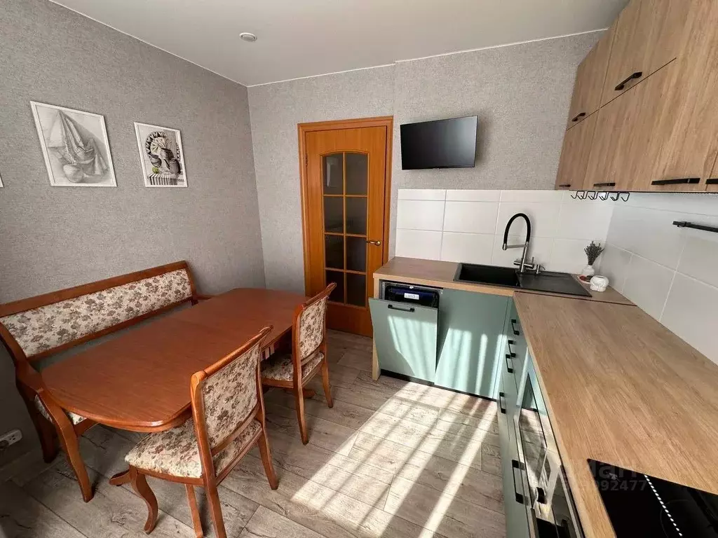4-к кв. Алтайский край, Барнаул ул. Энтузиастов, 40 (96.8 м) - Фото 1