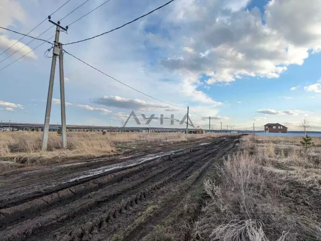 Участок в Татарстан, Тукаевский район, с. Биклянь ул. Центральная ... - Фото 0