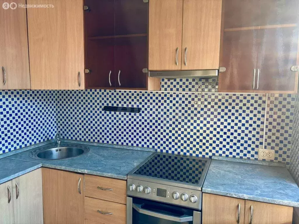 2-комнатная квартира: Петропавловск-Камчатский, проспект 50 лет ... - Фото 2