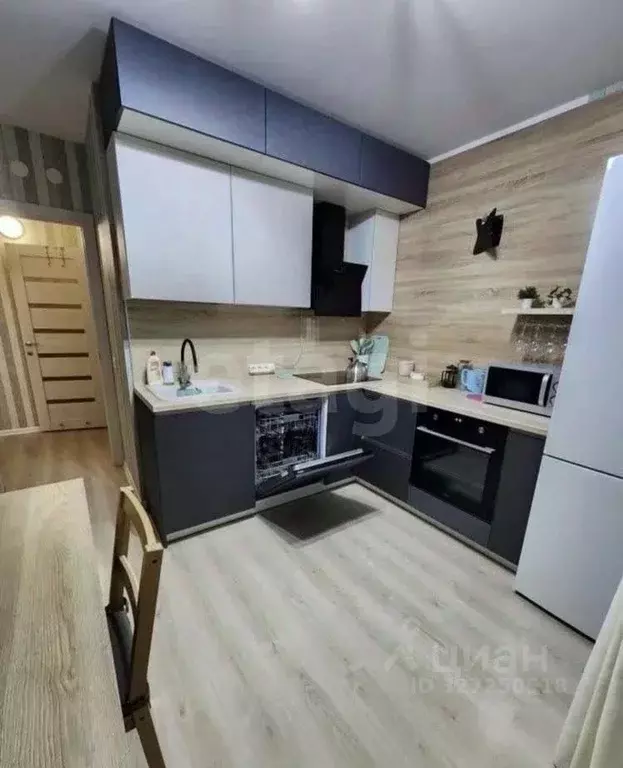 1-к кв. Удмуртия, Ижевск ул. Архитектора П.П. Берша, 36 (35.0 м) - Фото 1