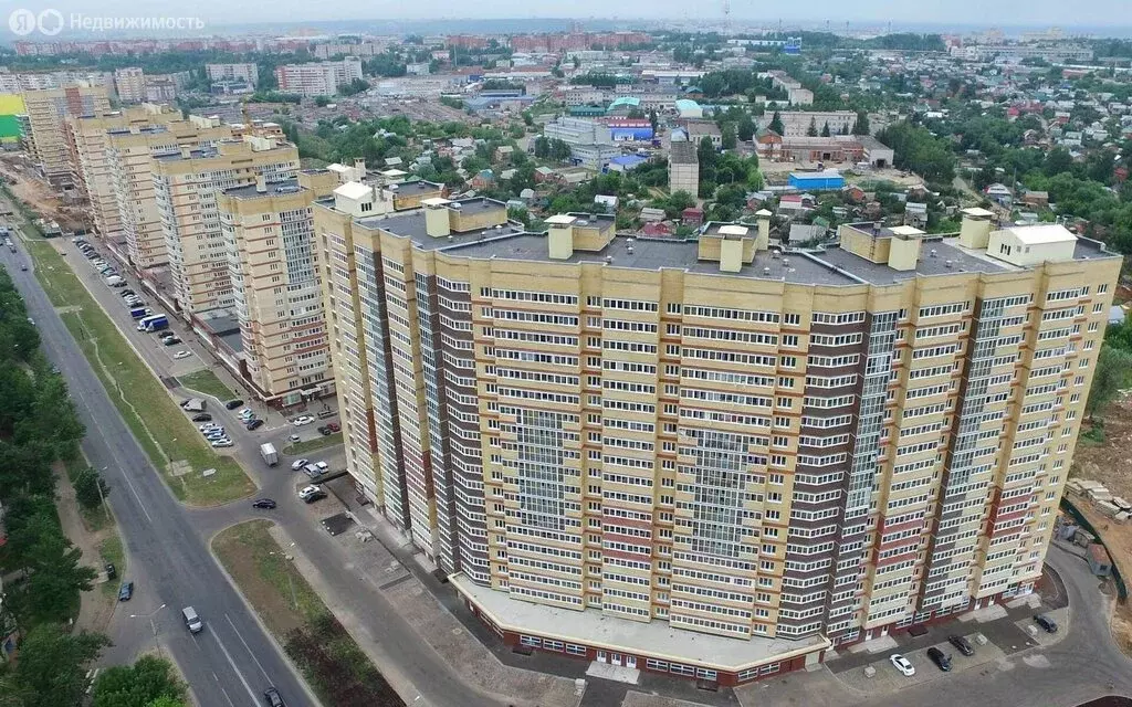 2-комнатная квартира: Чебоксары, улица Ленинского Комсомола, 27к1 ... - Фото 0