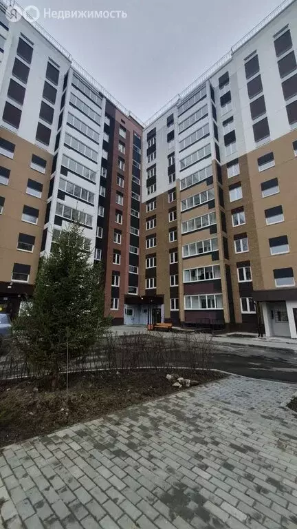 3-комнатная квартира: Челябинск, Краснопольский проспект, 28 (70 м) - Фото 0