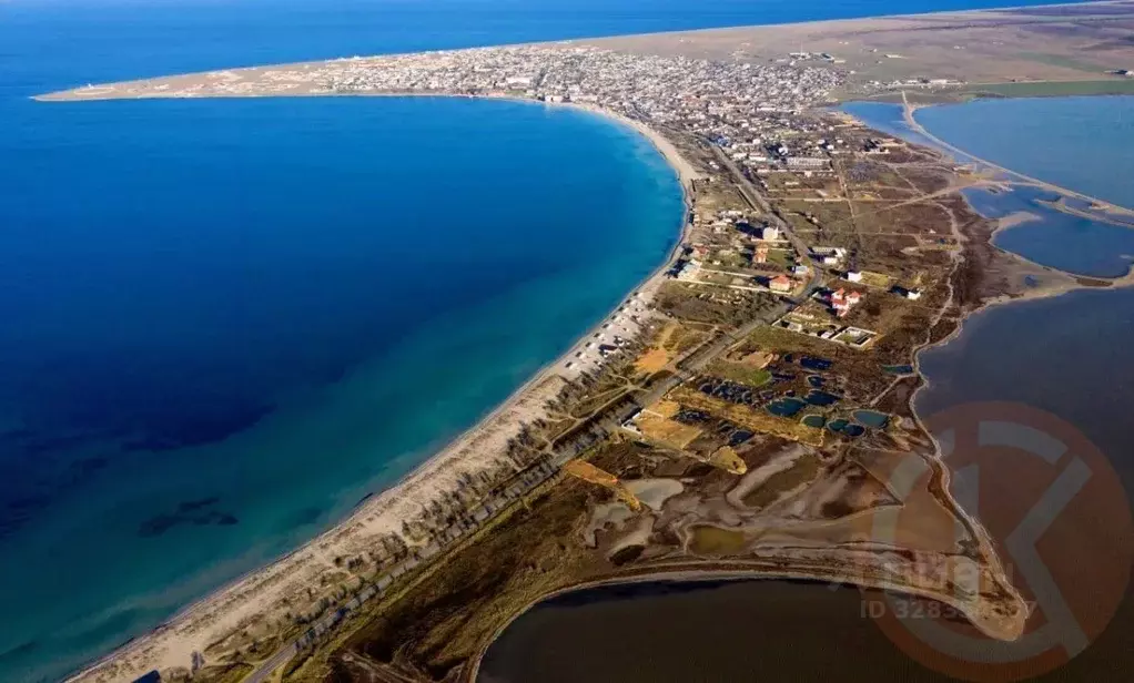 Участок в Крым, Черноморский район, с. Межводное ул. Крымская (10.0 ... - Фото 1