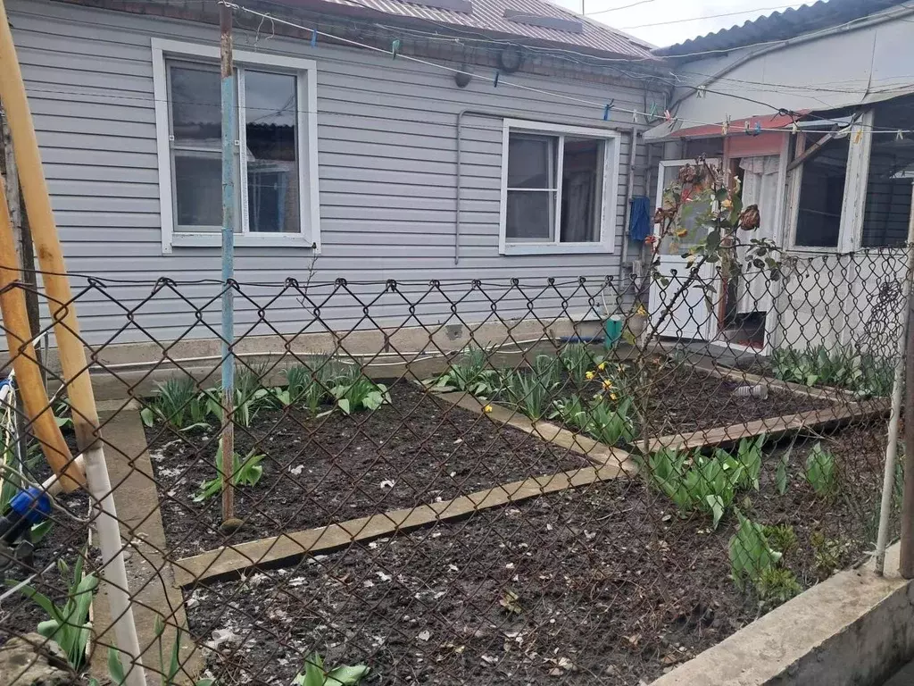 3-к кв. Северная Осетия, Заводской пгт ул. Эдуарда Дзусова, 2 (45.0 м) - Фото 1