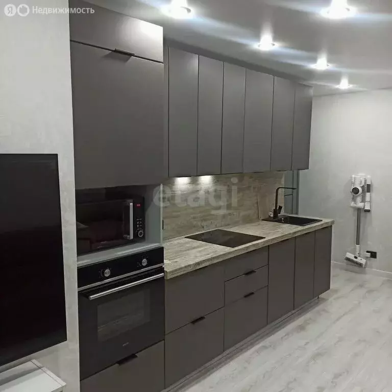 2-комнатная квартира: Северск, улица Калинина, 147 (51 м) - Фото 2