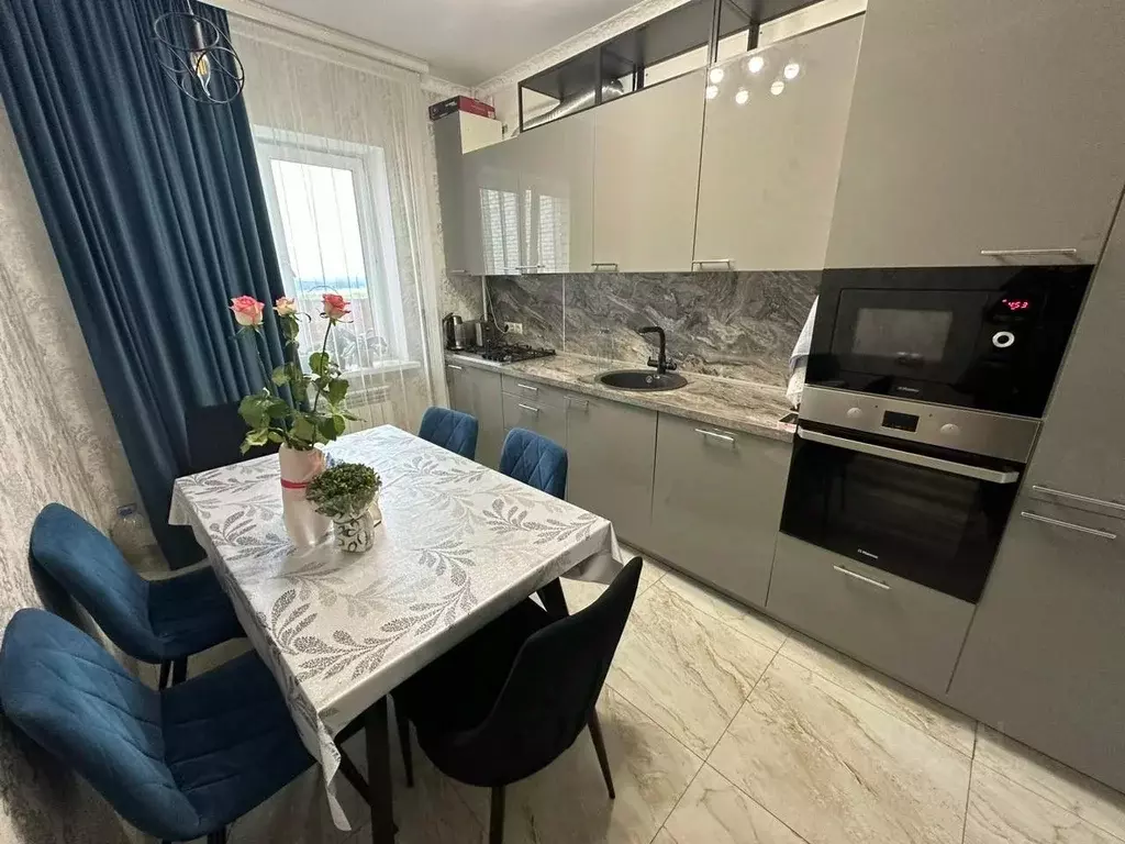 2-к кв. Калужская область, Калуга ул. Георгия Димитрова, 22 (69.0 м) - Фото 2