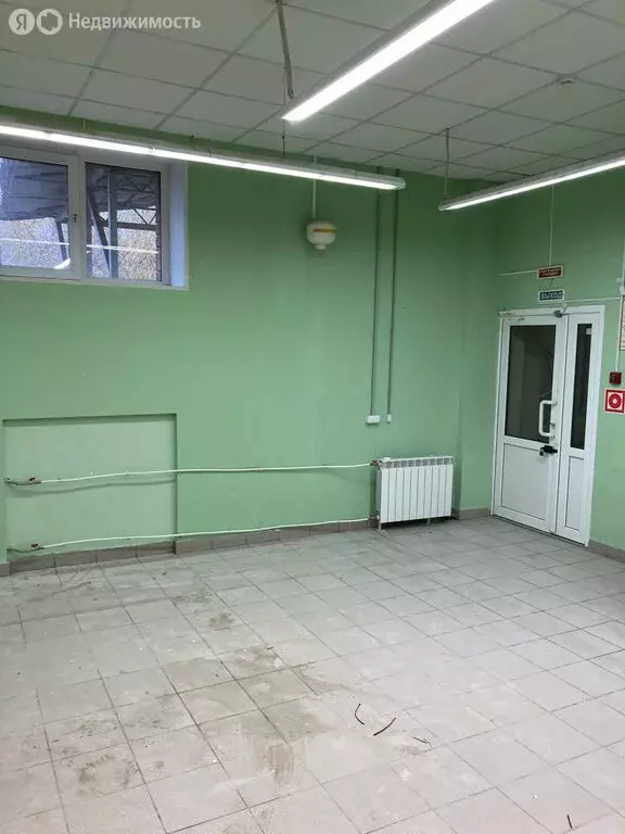 Торговая площадь (252 м) - Фото 2