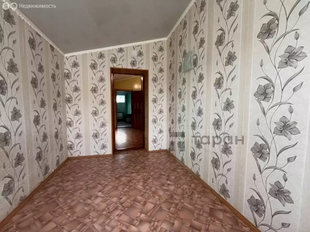 Дом в Челябинская область, Чебаркульский муниципальный округ, деревня ... - Фото 2