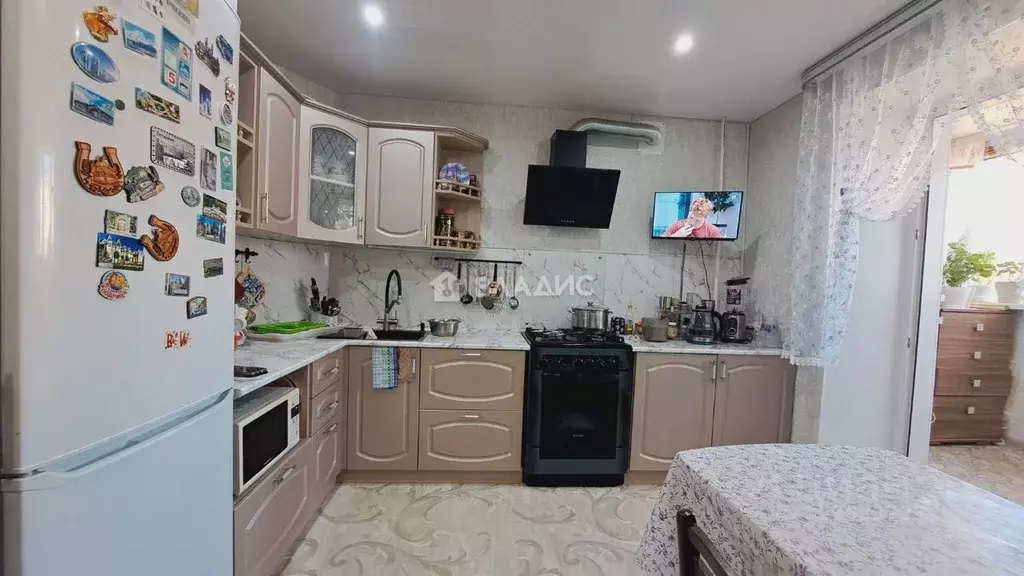 2-к кв. Башкортостан, Стерлитамак ул. Машиностроителей, 64 (51.3 м) - Фото 1