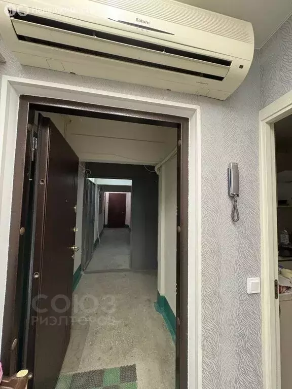 3-комнатная квартира: Волгоград, район Семь Ветров, улица 8-й ... - Фото 2