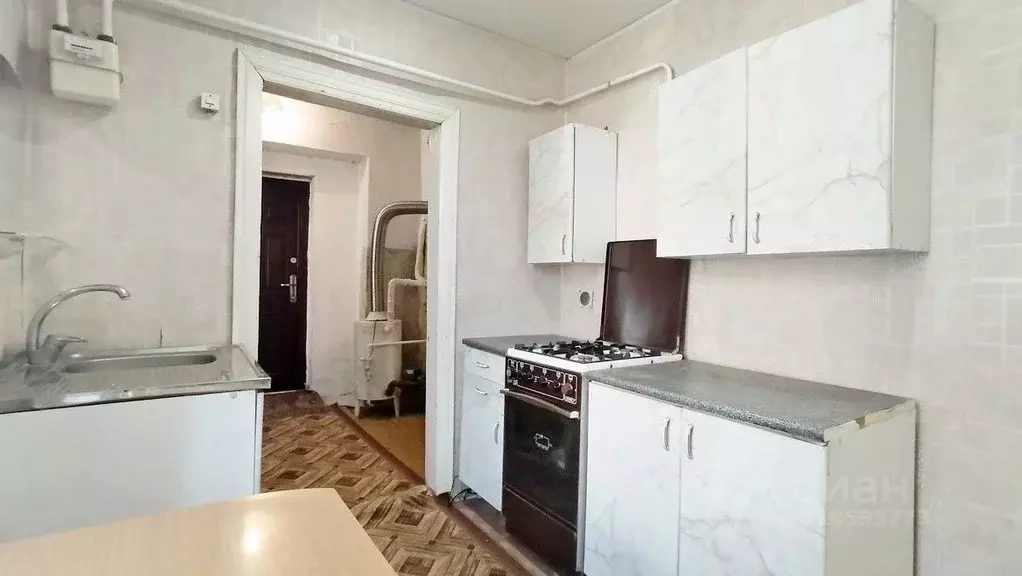 3-к кв. Саратовская область, Вольск Локомотивная ул., 4 (62.3 м) - Фото 1