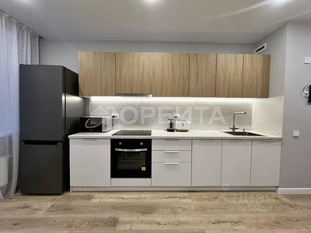 2-к кв. Тюменская область, Тюмень Харьковская ул., 72А (50.0 м) - Фото 1