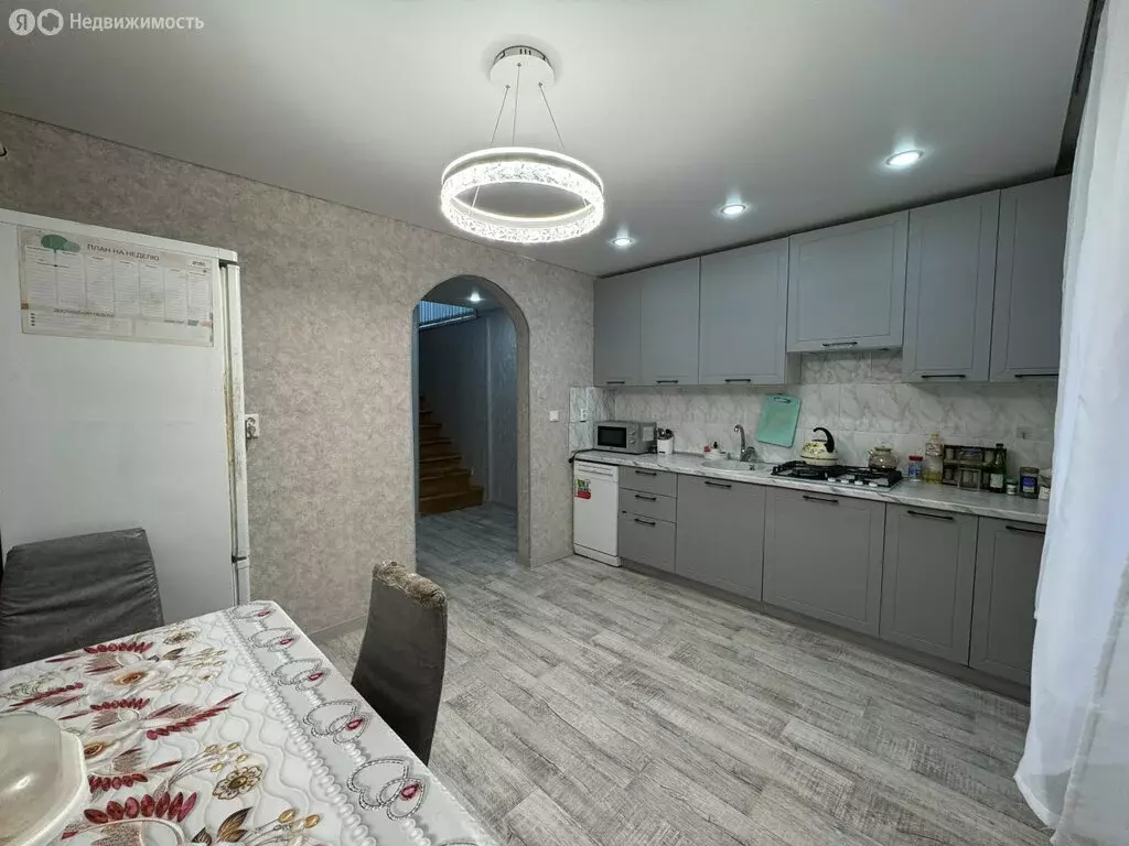 Дом в Астрахань, микрорайон Завод имени 30-летия Октября, 4-я Степная ... - Фото 2