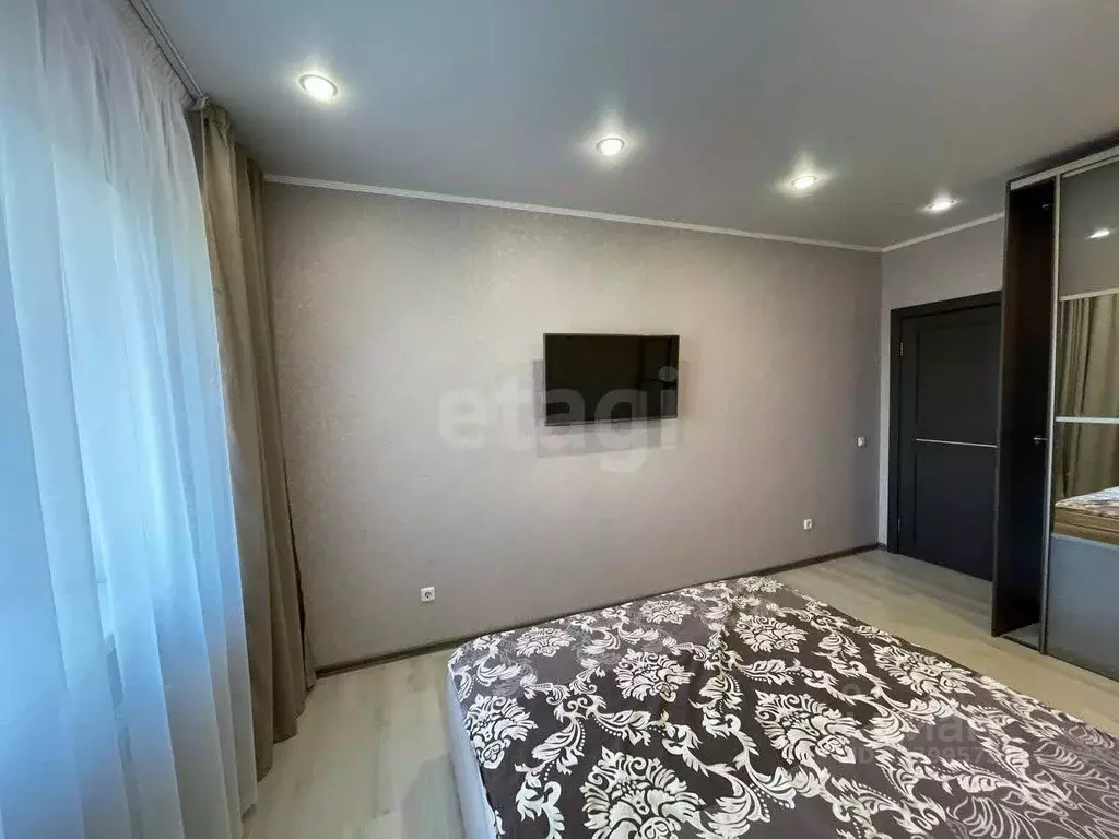 2-к кв. Татарстан, Казань ул. Зур Урам, 7А (58.0 м) - Фото 2