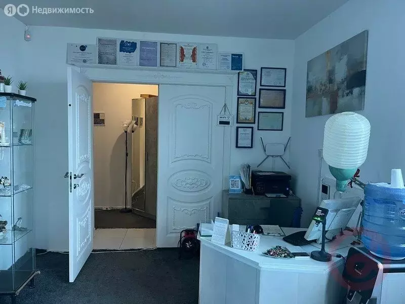 Помещение свободного назначения (216 м) - Фото 2