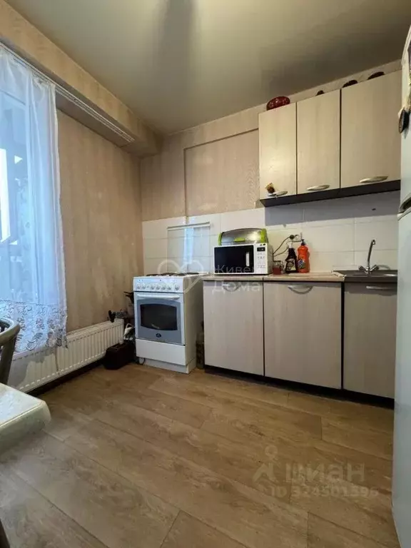 2-к кв. Волгоградская область, Волгоград ул. 8-й Воздушной Армии, 10а ... - Фото 2