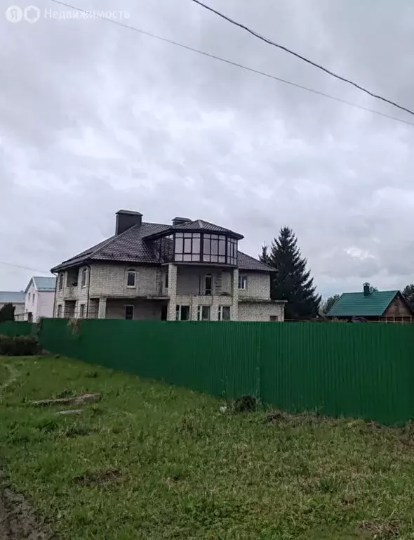 Дом в Мценск, улица А. Шаболкина, 11 (318 м) - Фото 1