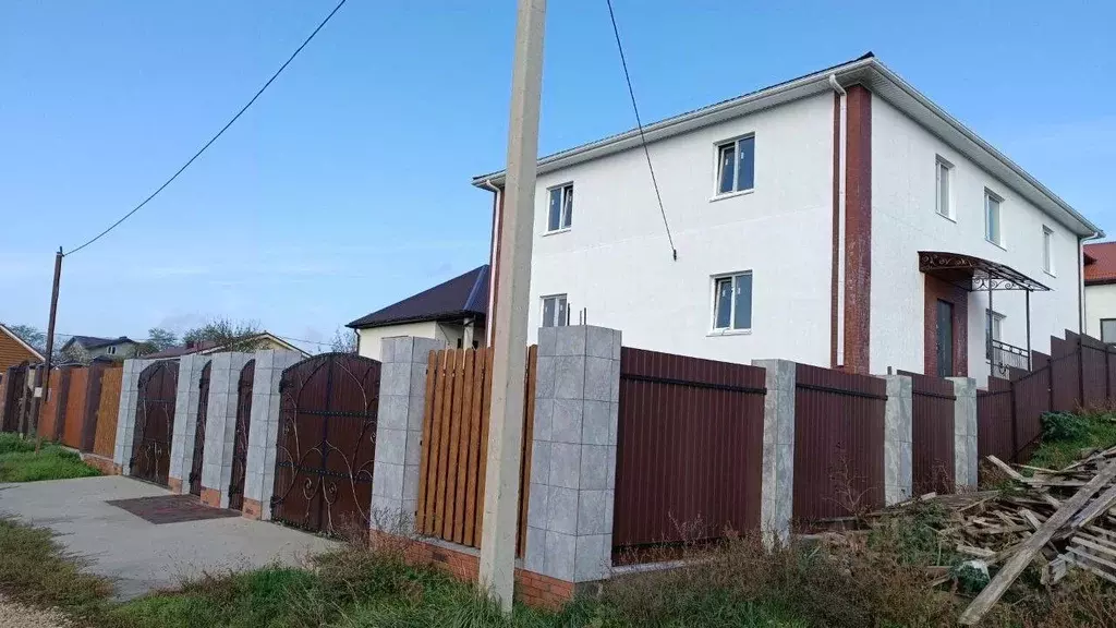 Таунхаус в Краснодарский край, Анапа муниципальный округ, ... - Фото 2